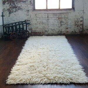 BEAUTIFUL 6x9 FLOKATI RUG | BRAND NEW | 100% WOOL | SOFT AND FLUFFY 3" PILE